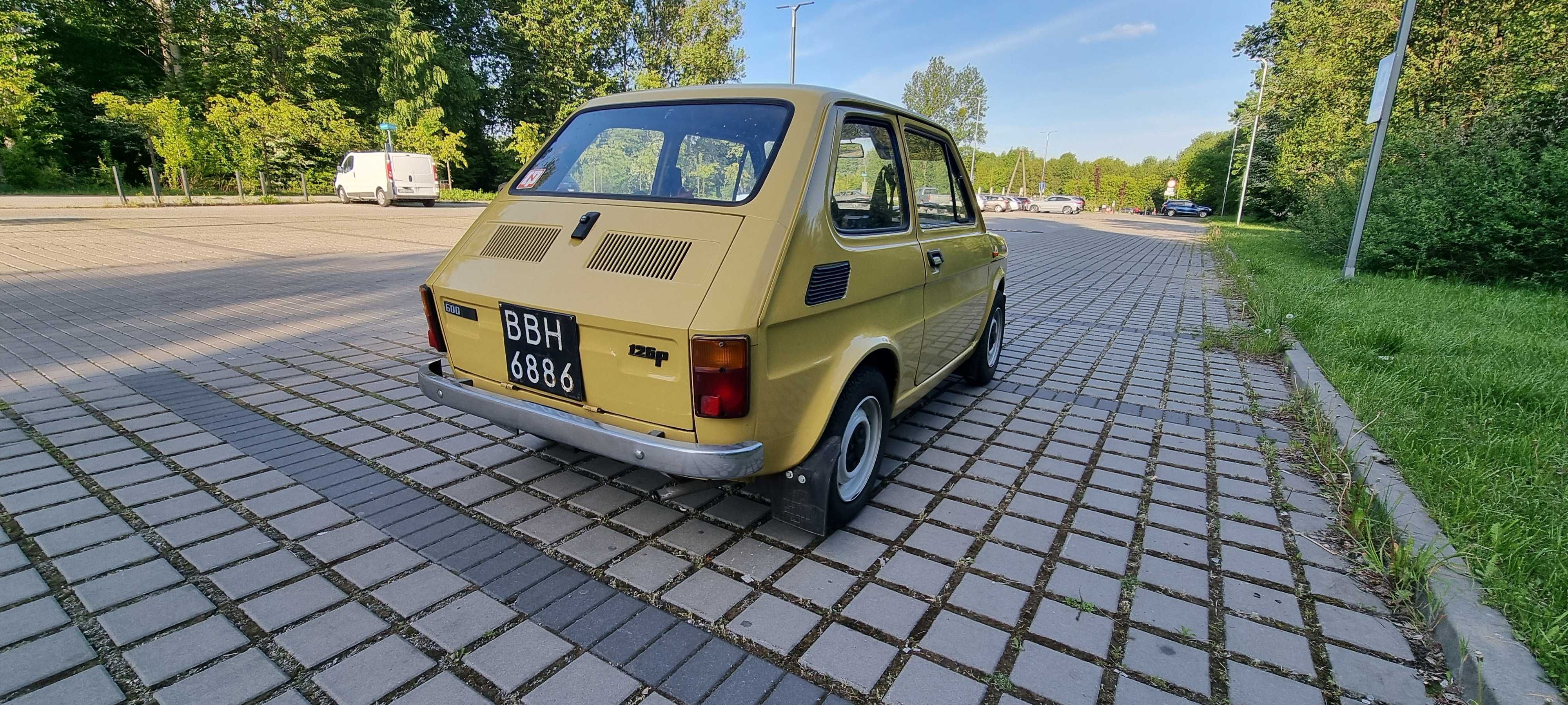 FIAT 126P 1983 rok 600 cm wersja export  jasne wnętrze PIEKNY EGZEMPLA
