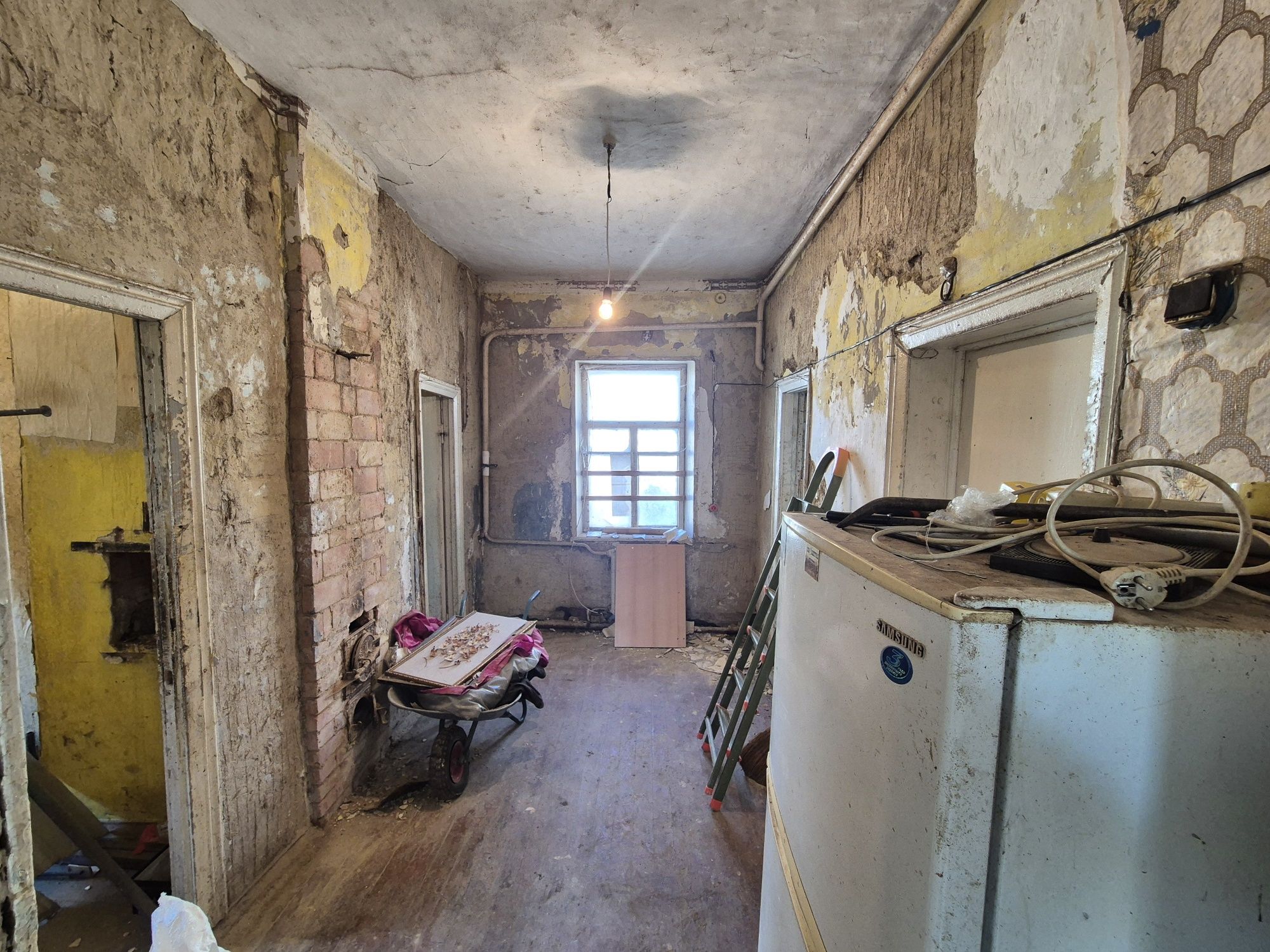 5 Кімнатний Окремий Будинок на Полтавській