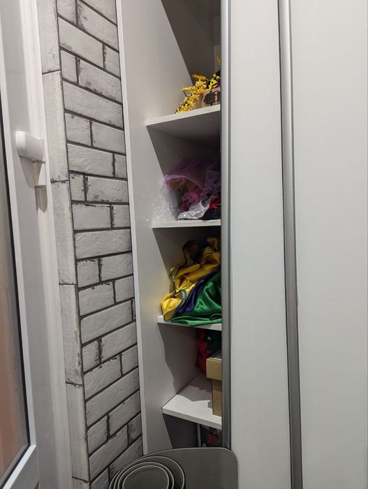 Шафа купе в ідеальному стані