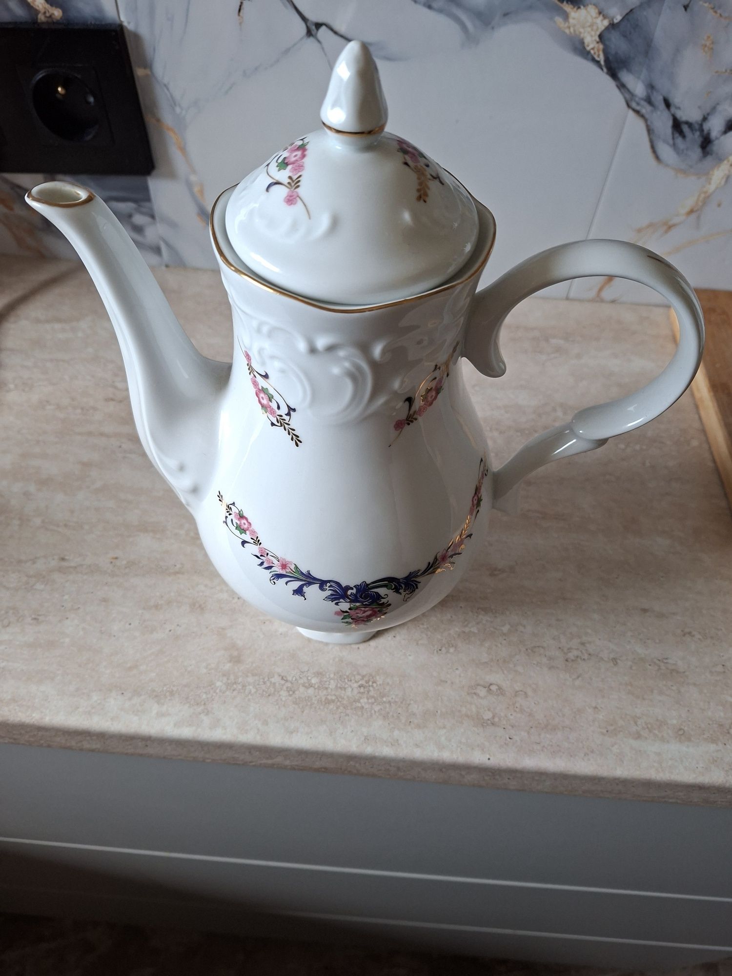 Dzbanek porcelanowy Menuet