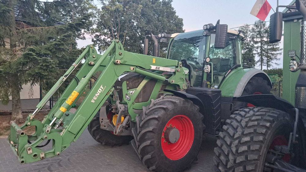 Wynajem ciągnika rolniczego Fendt 720 Vario TUR,TUZ,WOM,GPS