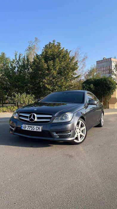 Mercedes-Benz C250 Coupe