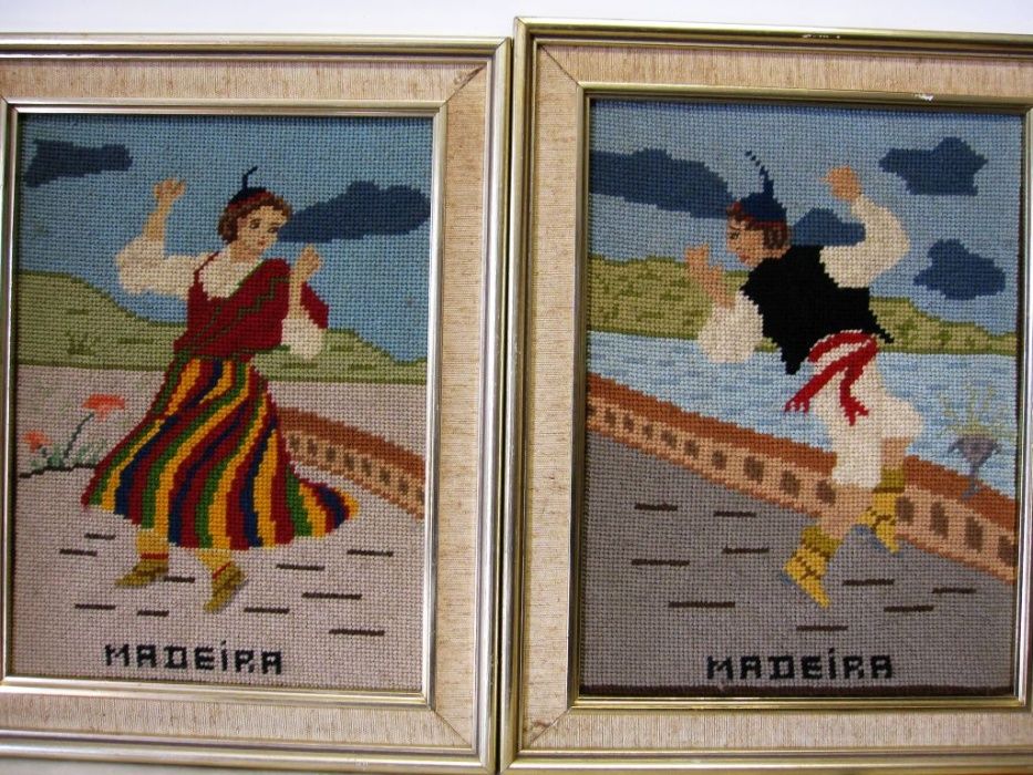 2 velhos quadros em bordados em ponto gobelim-costumes da Madeira