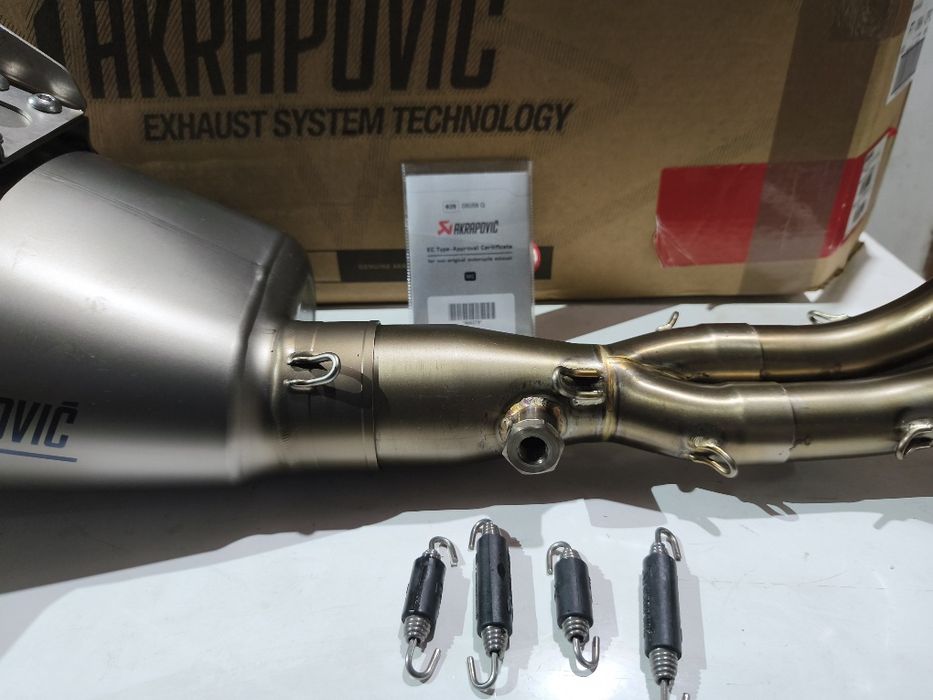 Ackrapovic Yamaha MT 07 / Tracer 700 / XSR 700 ( c/novo
