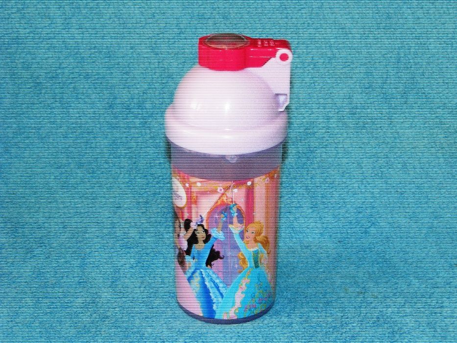 Barbie bidon Barbie i trzy muszkieterki kubek Barbie