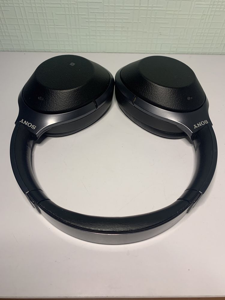 Навушники Sony WH-1000XM2 Black