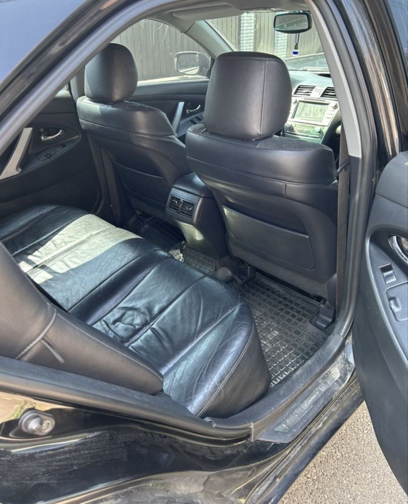 Продам Toyota camry