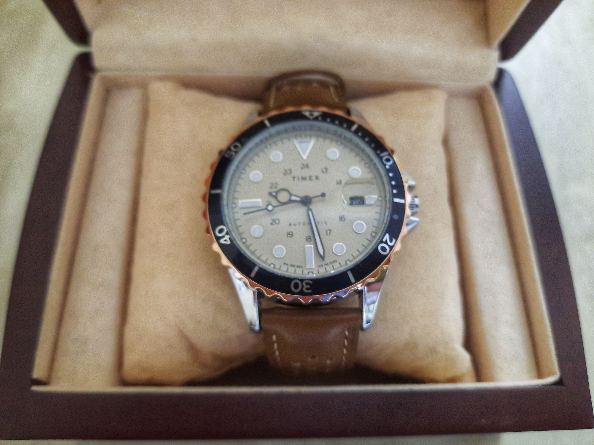 Годинники Festina.Часы Bering.Casio Edifice.Swiss.Ice watch.