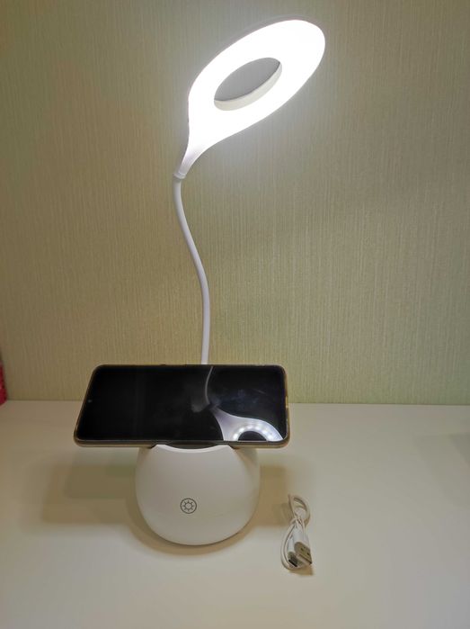 Лампа настільна світлодіодна акумуляторна сенсорна з органайзером