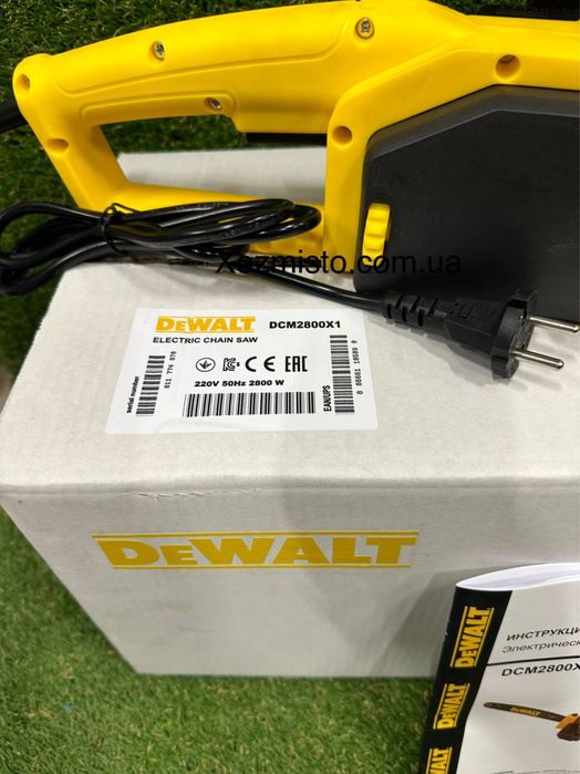 Електрична ланцюгова пила DeWalt DCM2800X1 2.8 кВт шина 40 см
