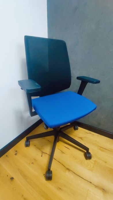 Fotele biurowe profim light up 250 SL