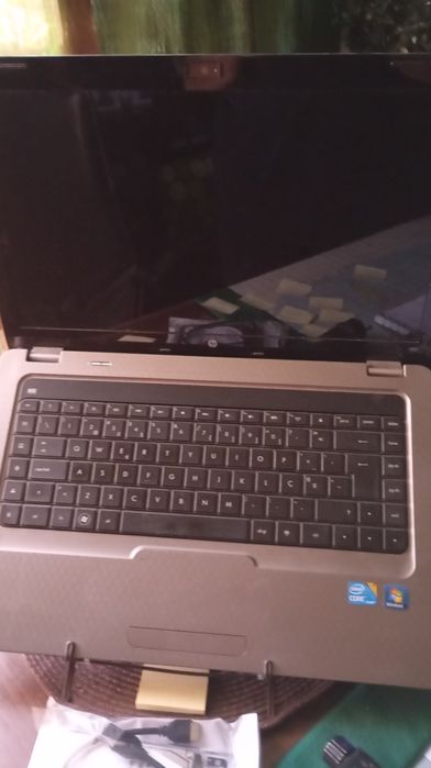 Portátil HP G62 Notebook PC - Intel Core i3, 8GB RAM, 224GB SSD,
