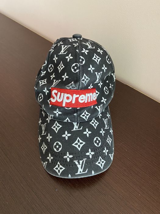 Кепка supreme