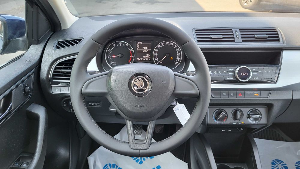 Авто Skoda Fabia 2017