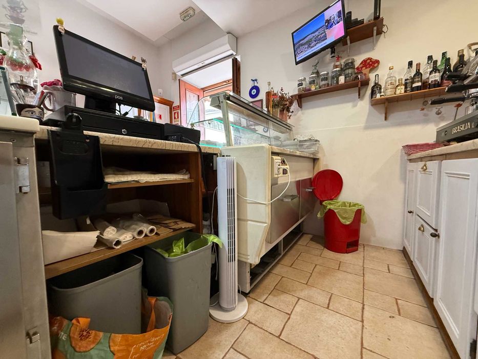 Café Trespasse totalmente equipado