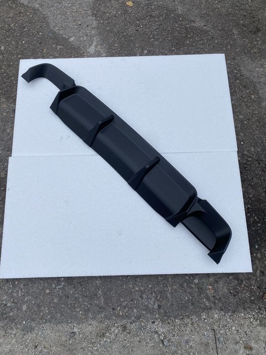 Дифузор диффузор на задній бампер bmw e39 е39 з ребрами