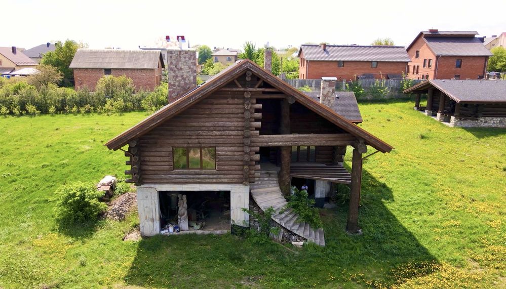 Продам будинок зі зруба у пригороді Тернополя с.Байківці