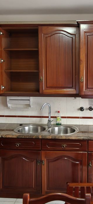 Cuba e torneira em ótimo estado