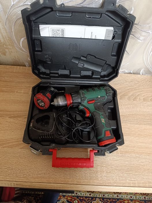 Шуруповерт Parkside