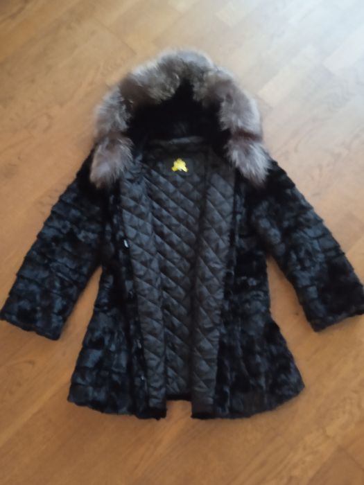 Шуба норкова з чорнобуркою