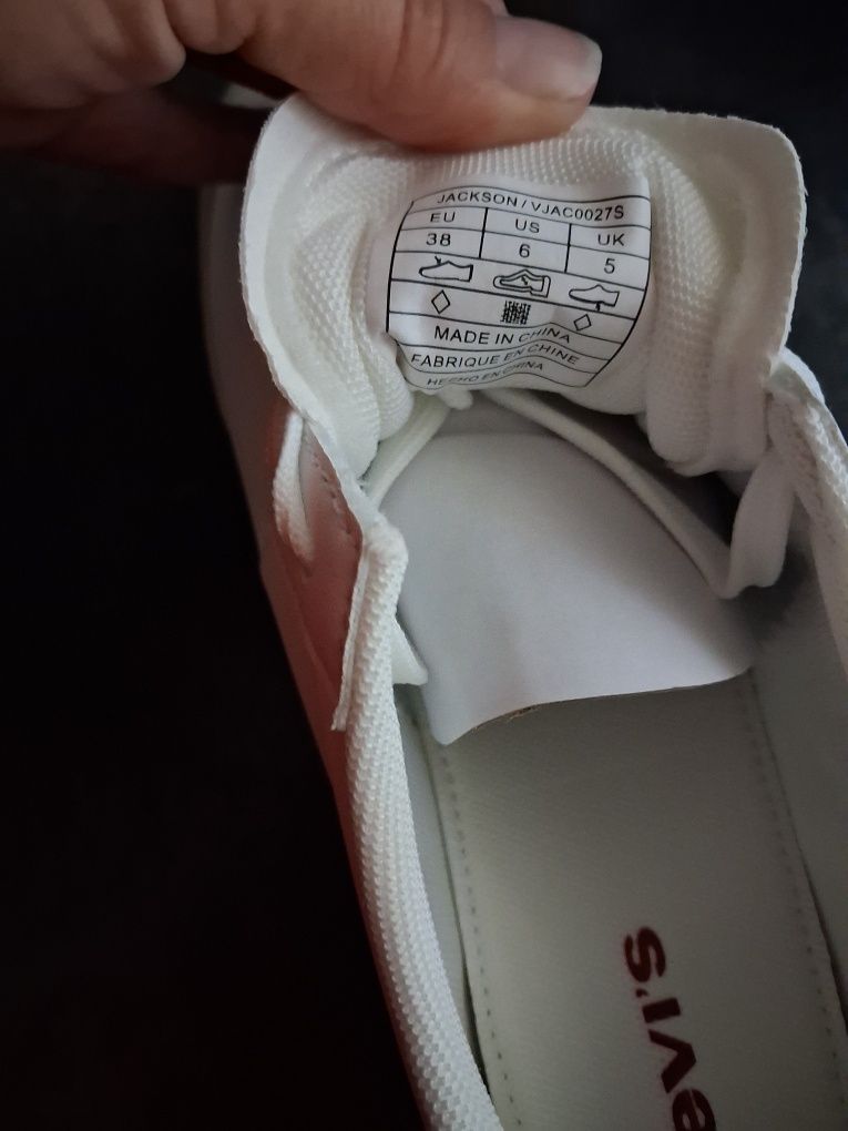 Sneakersy marki Levi's Jackson rozmiar 38