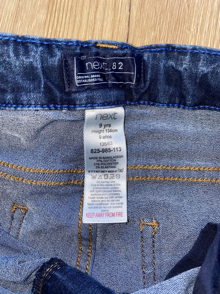 Spodnie chłopięce dziecięce jeans shorty szorty 134 9 lat