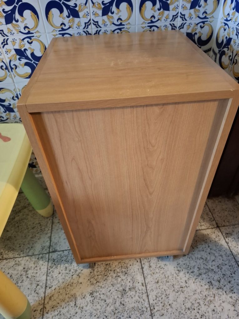 Modulo de 5 gavetas em nadeirs