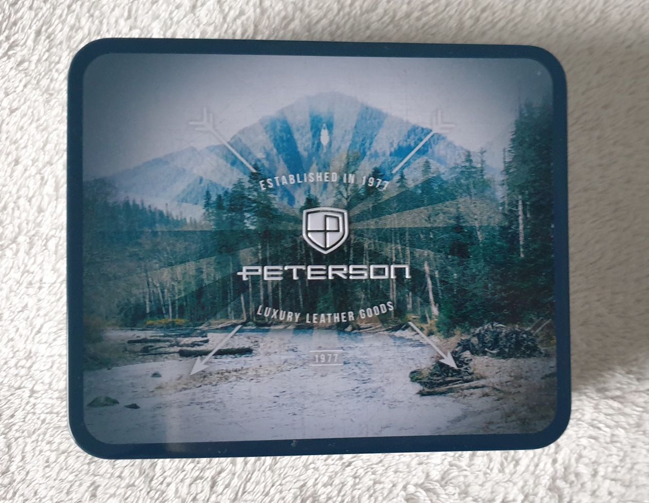 Peterson Puszka Metalowa na Portfel