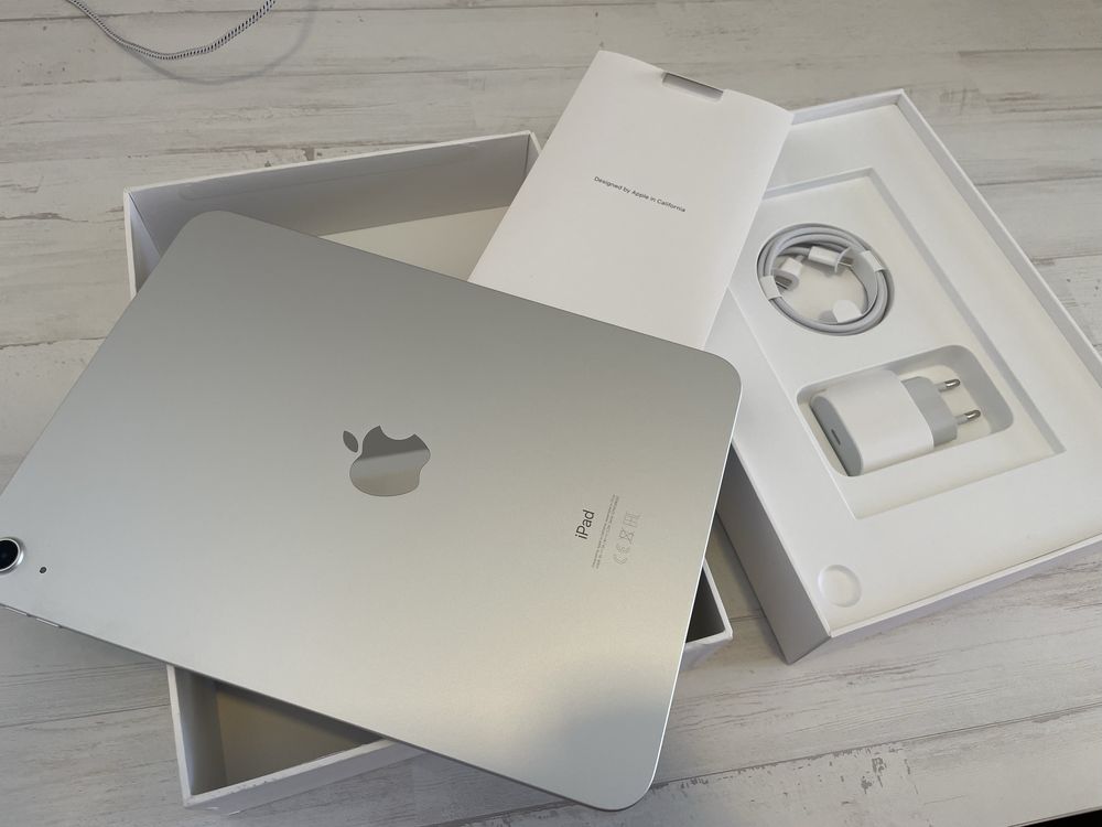 Apple iPad 10,9 polegadas 64gb Wi-Fi (Silver) - 10ª geração