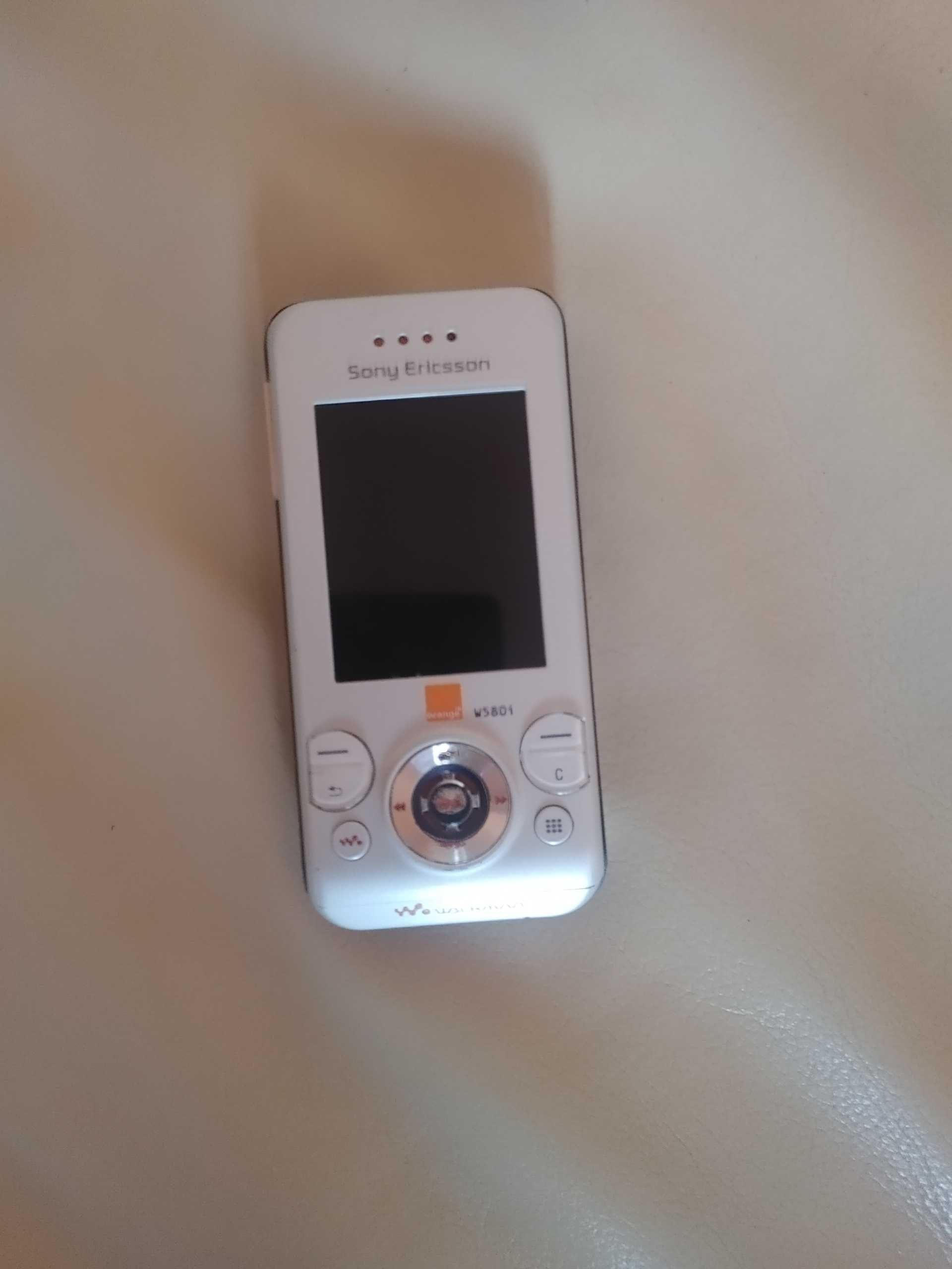 Telefon komórkowy Sony Ericsson W580i 4 MB / 12 MB 2G