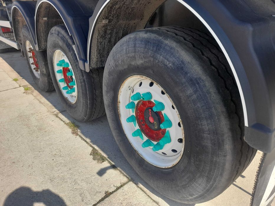 Sprzedam naczepa Zasław 2005r