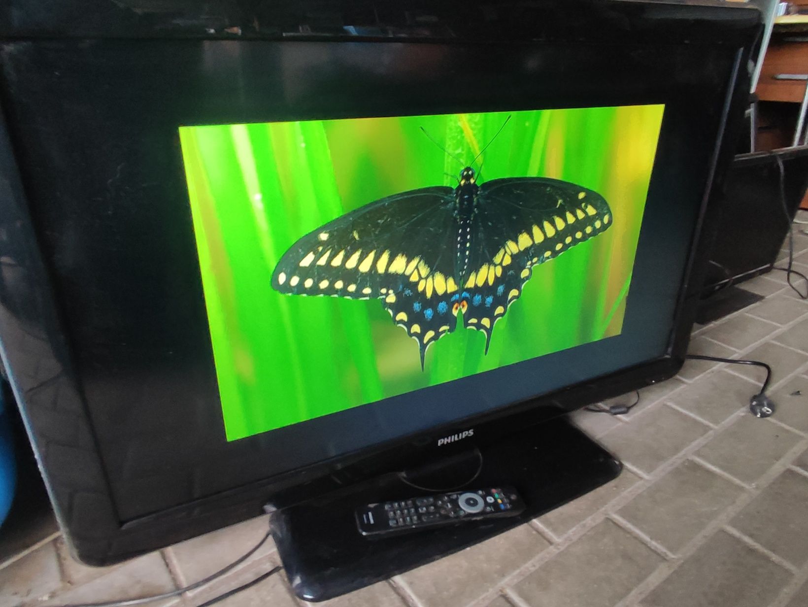 Telewizor Philips 40 cali plus pilot