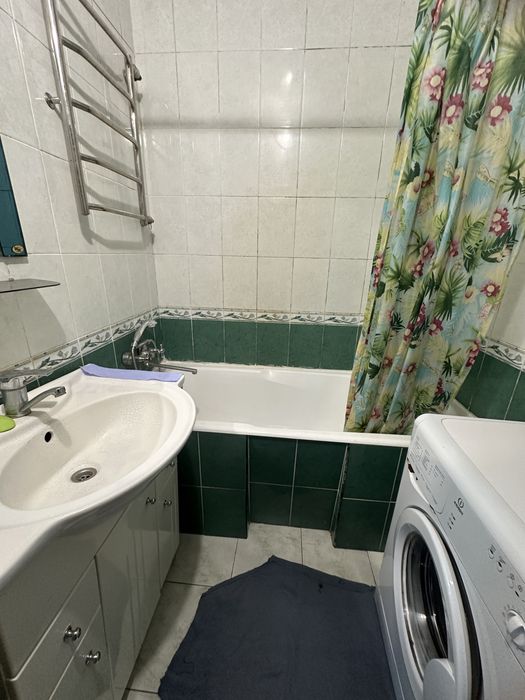 Якуба коласа 13, 3к раздельная, М.Святошин 15мин.