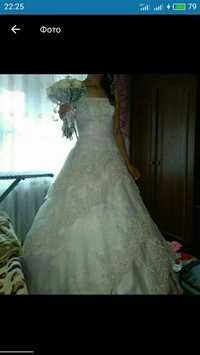 Шикарное свадебное платье!!