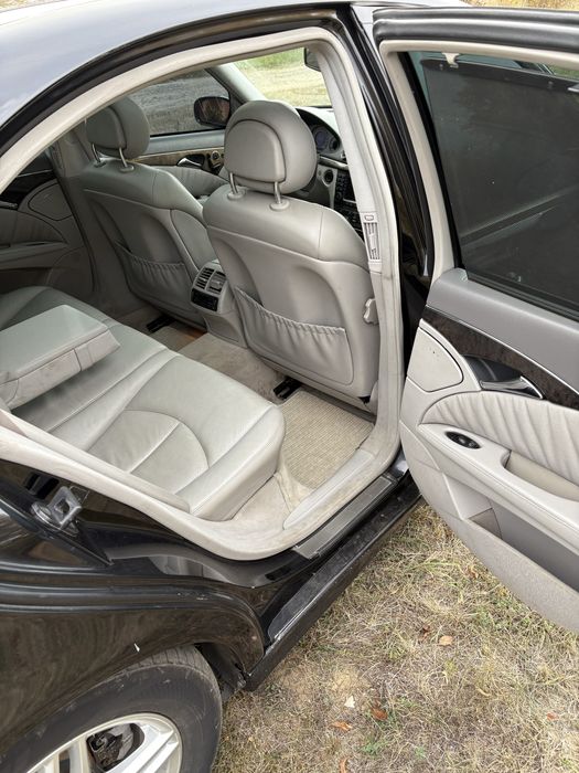 Продам Mercedes-Benz W211