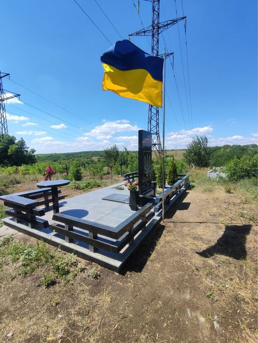 Памʼятники військовим Дніпро