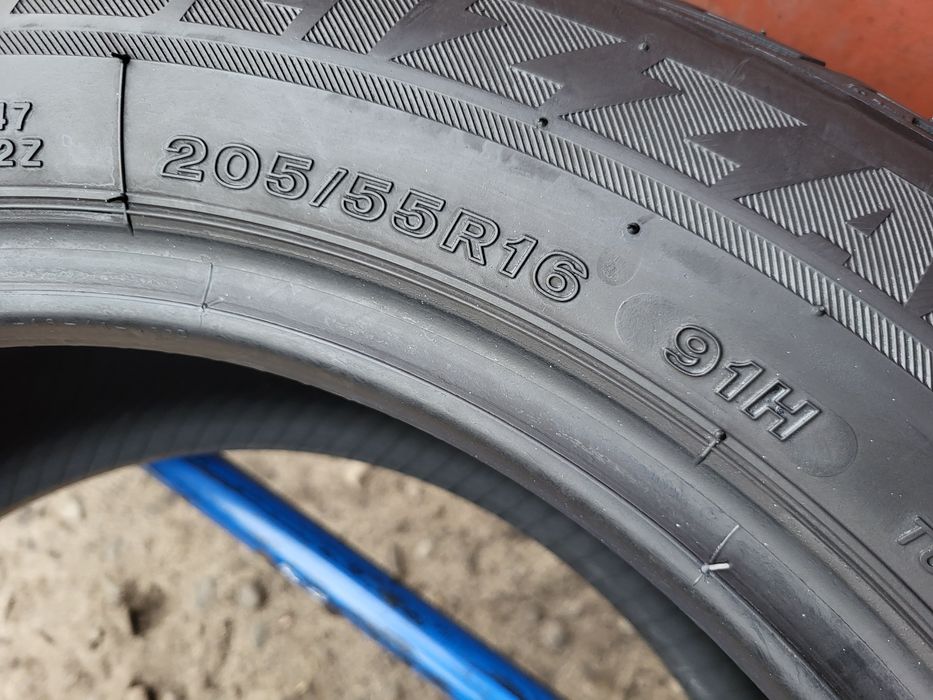 205/55/16 R16 Bridgestone Blizzak LM-32 4шт ціна за 1шт шини