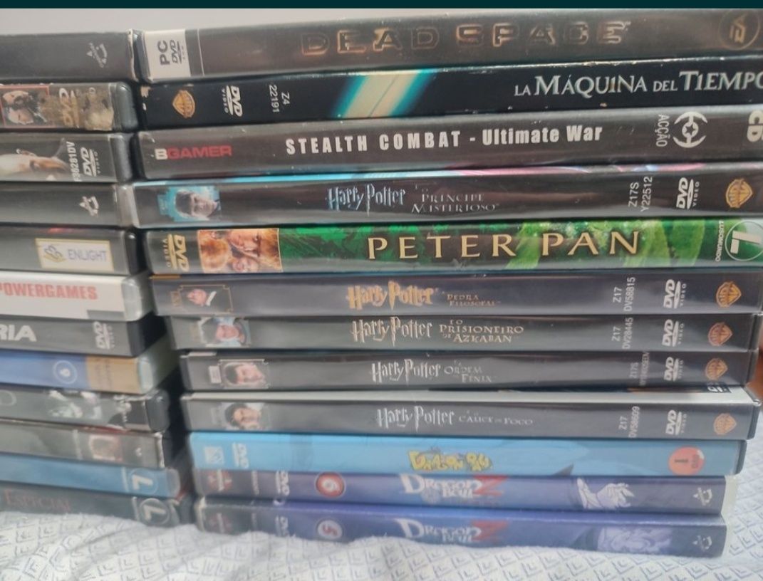 Conjunto de DVD e jogos Pc