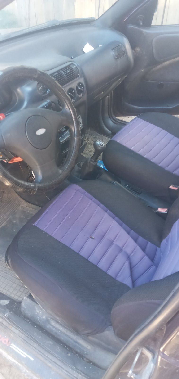 Продам Ford escort