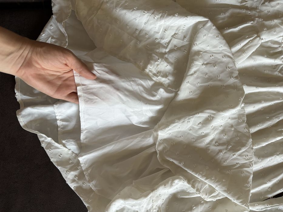 Сукня біла міді жіноча