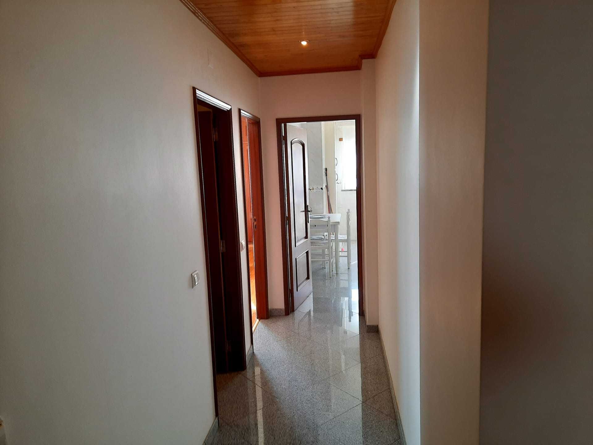 T2 Faro, baixa da cidade, bem localizado.