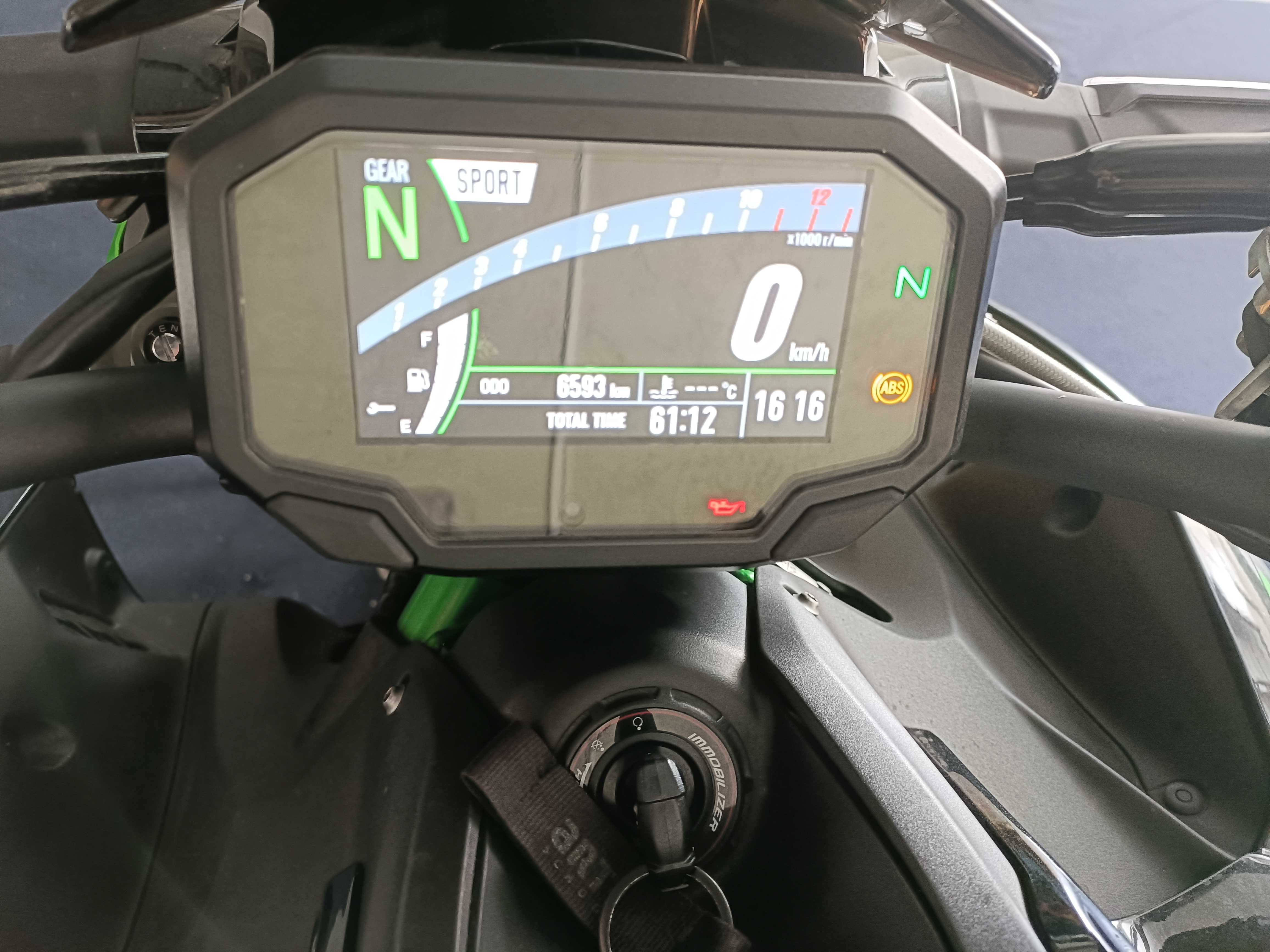Kawasaki Z900 SE Plus 02/2022