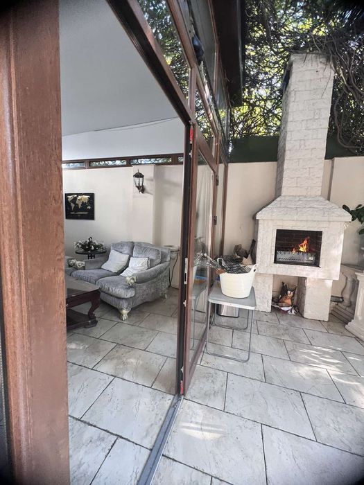 Сдам красивый дорогой  дом для мероприятий 10 ст.Фонтана