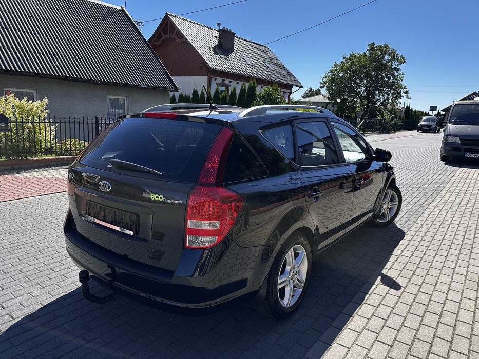 Alufelgi,klimatyzacja,6 biegów