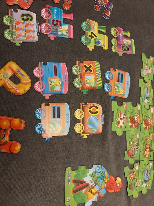 Magnesy danonki literki pociąg puzzle