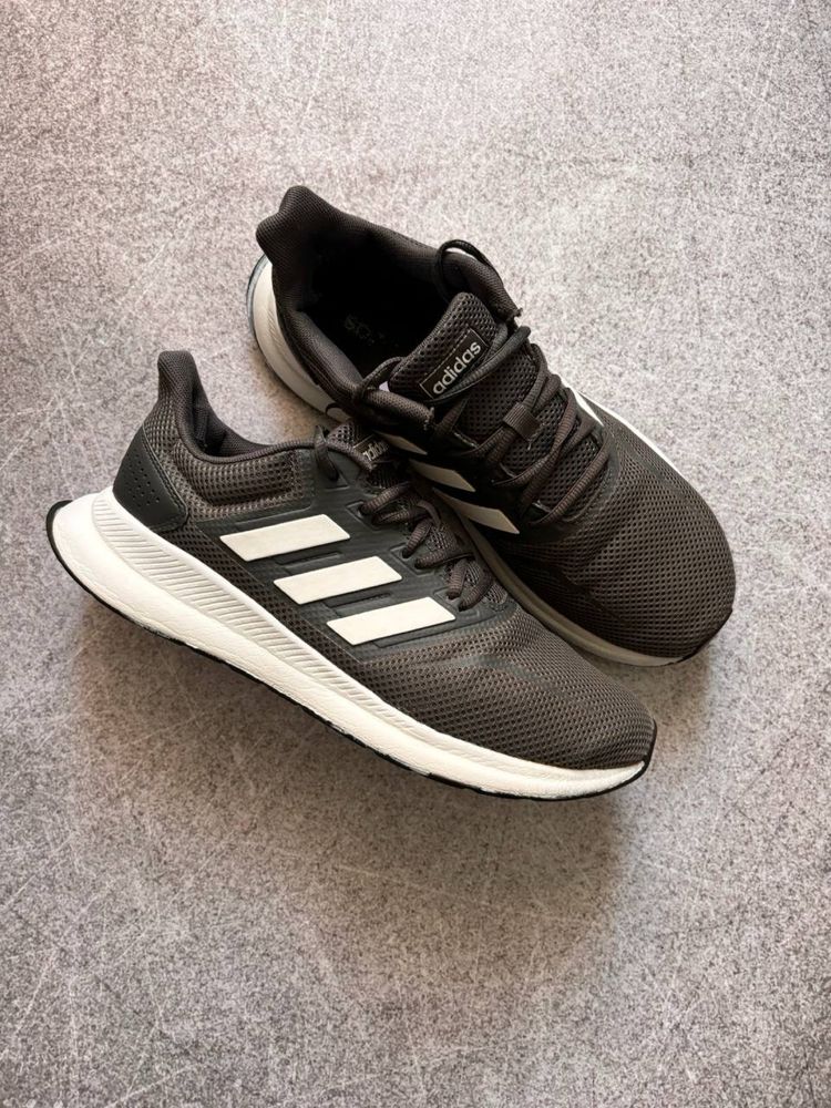 Кроси Adidas size 43