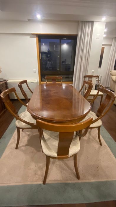 Sala de jantar completa