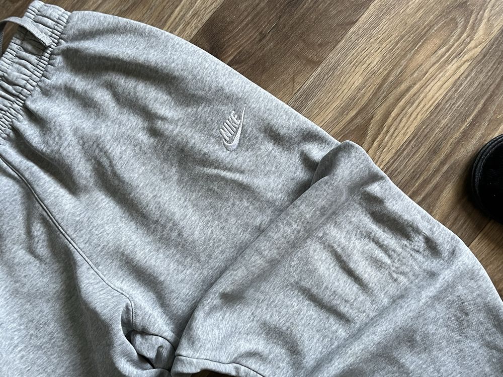 Спортивні штани nike