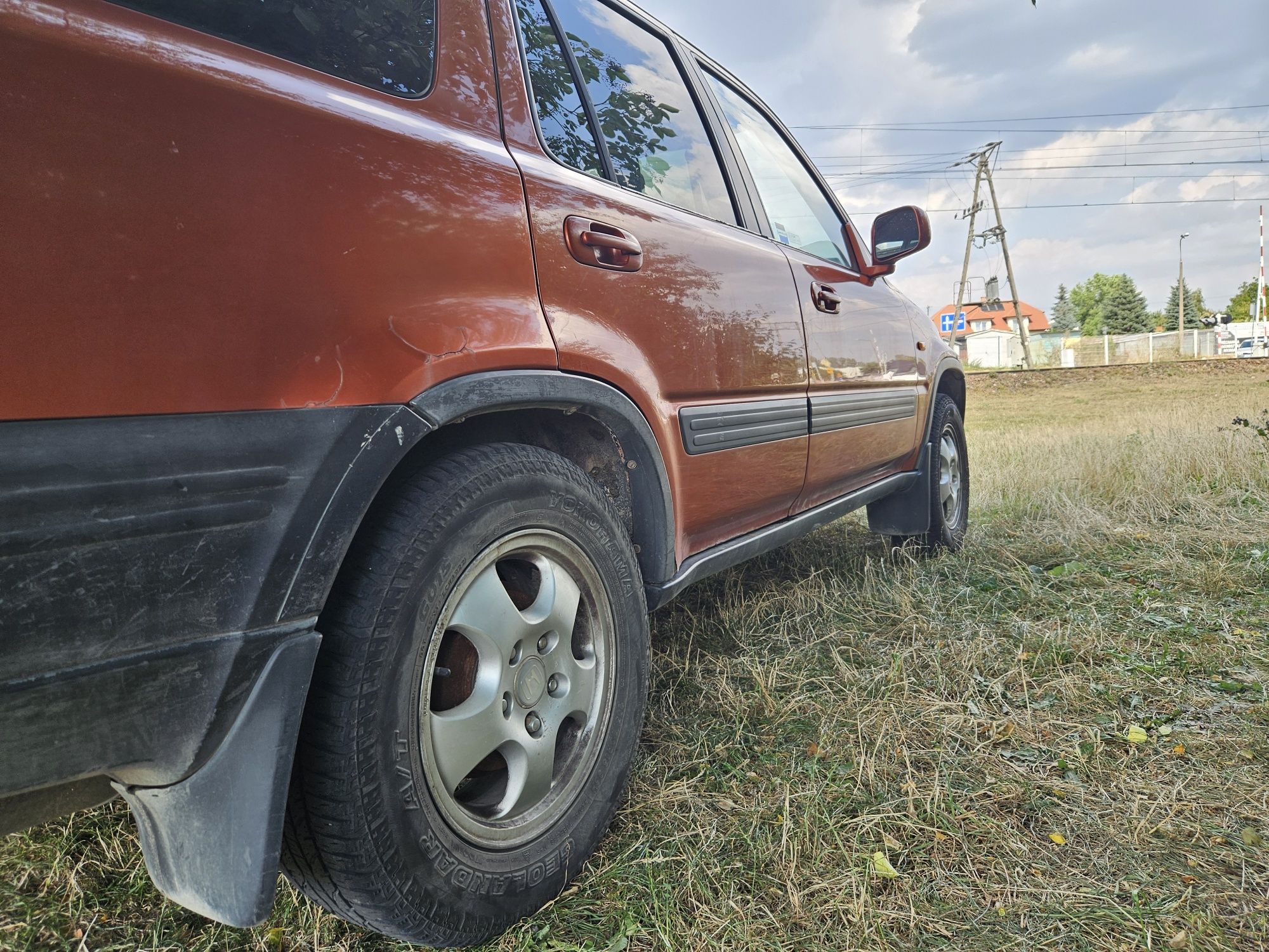 Honda CR-V 2000 рік 2.0 газ бензин 4×4 для військових