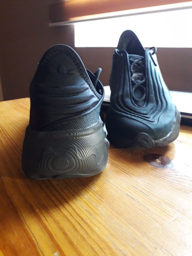Кросівки Adidas adifom sltn